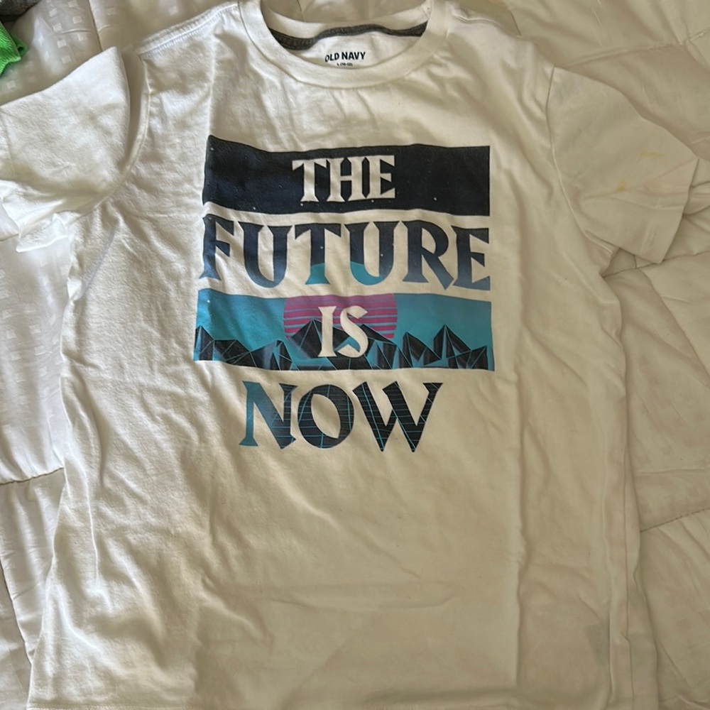Old Navy White Graphic T-Shirt